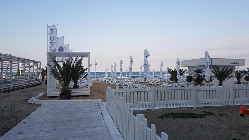 Ayka Apartment Mamaia Extérieur photo